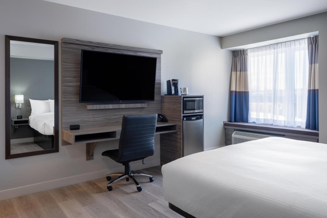 Microtel Inn & Suites By Wyndham Kanata Ottawa West المظهر الخارجي الصورة