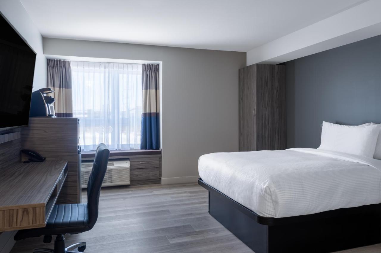 Microtel Inn & Suites By Wyndham Kanata Ottawa West المظهر الخارجي الصورة