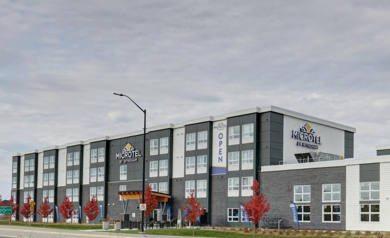 Microtel Inn & Suites By Wyndham Kanata Ottawa West المظهر الخارجي الصورة