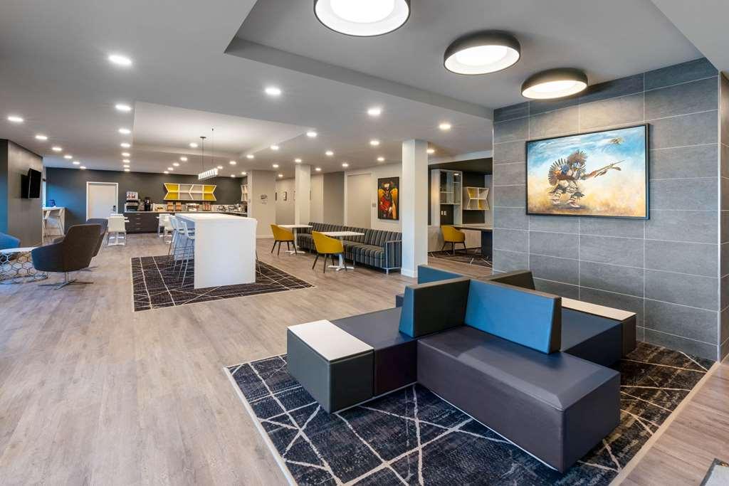 Microtel Inn & Suites By Wyndham Kanata Ottawa West المظهر الداخلي الصورة