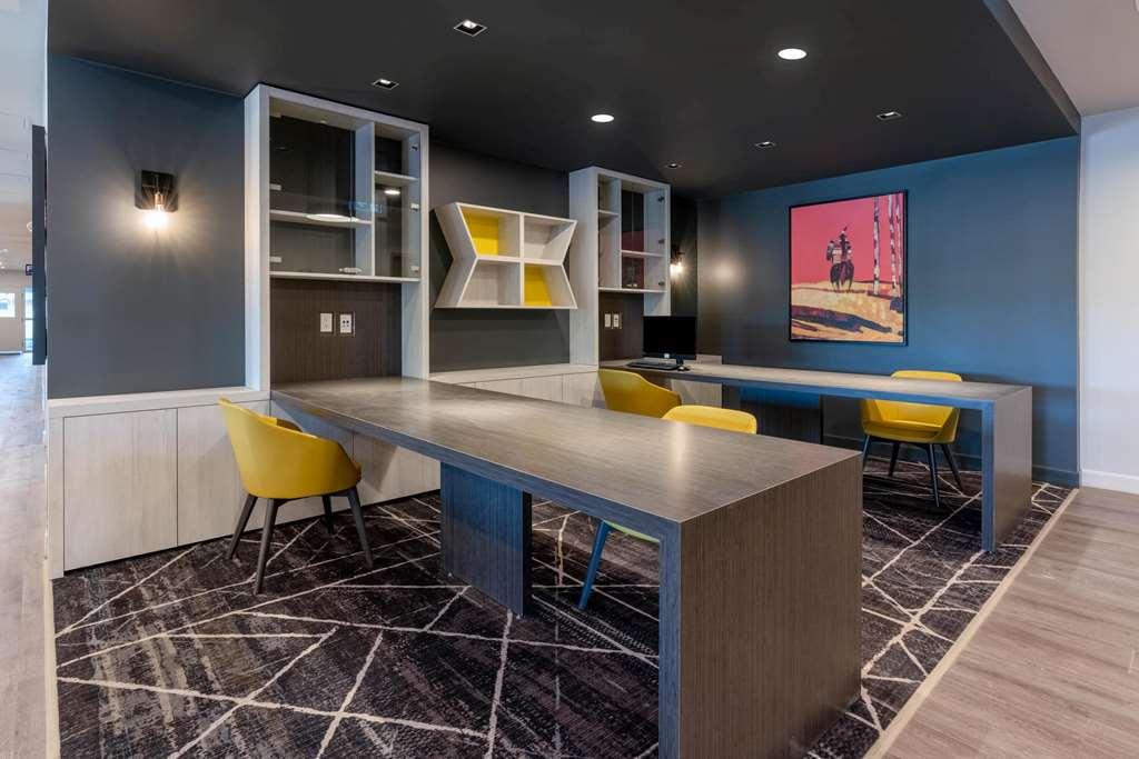 Microtel Inn & Suites By Wyndham Kanata Ottawa West المرافق الصورة