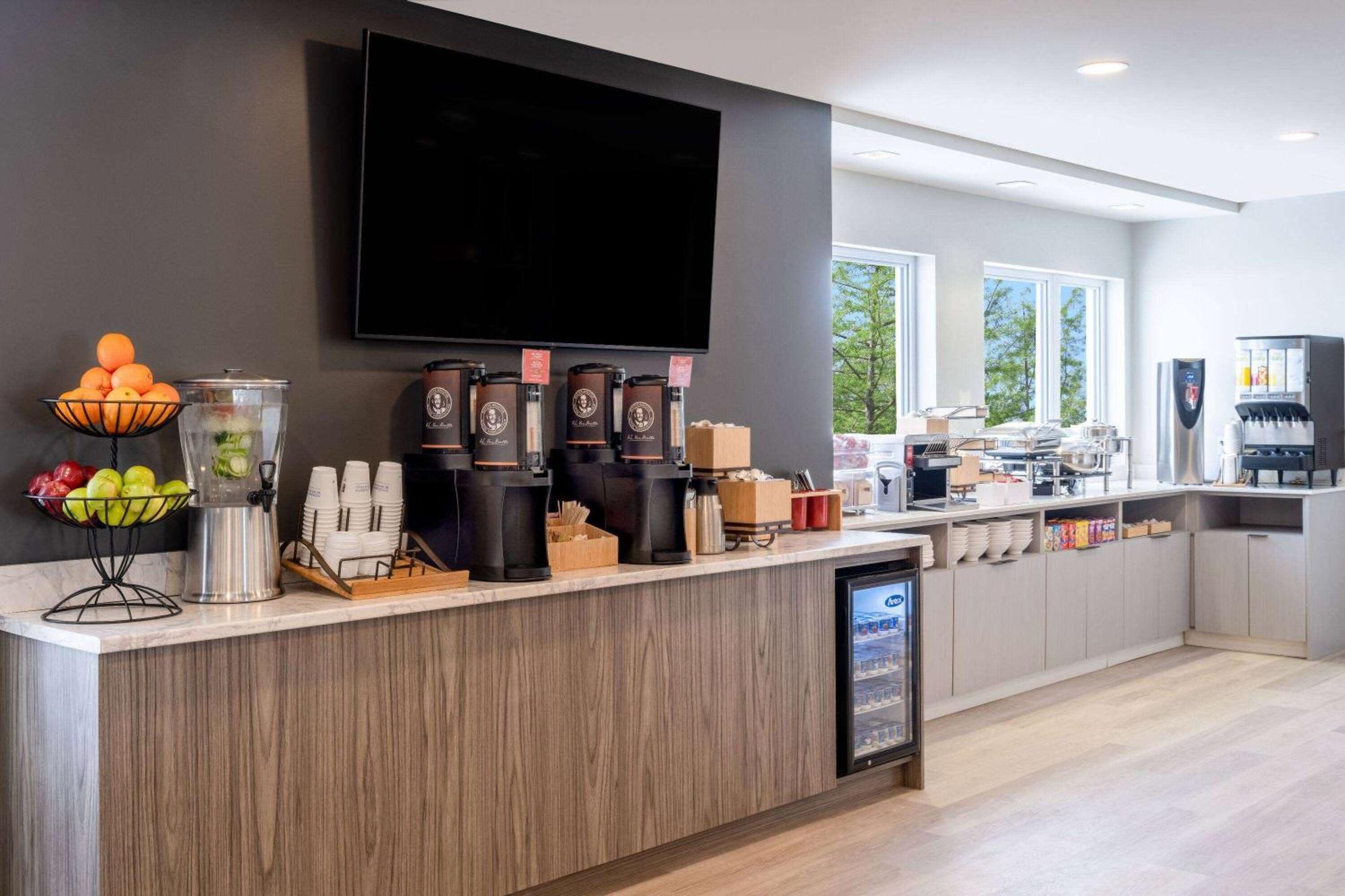 Microtel Inn & Suites By Wyndham Kanata Ottawa West المظهر الخارجي الصورة