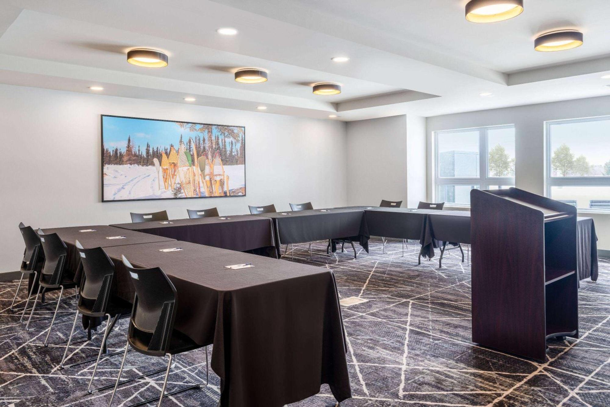 Microtel Inn & Suites By Wyndham Kanata Ottawa West المظهر الخارجي الصورة